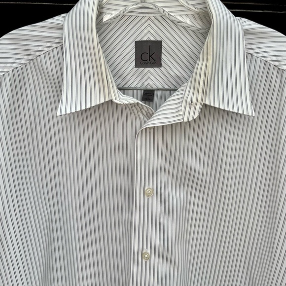 Calvin Klein Button Down Dress Shirt In White & Gray Stripes Size 17 - Picture 1 of 4